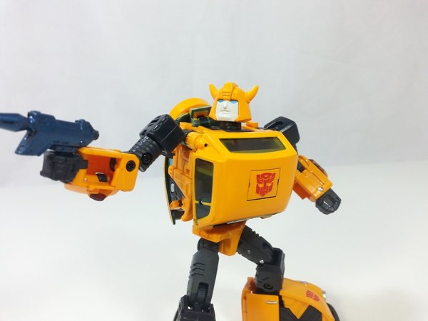 Hasbro Edition Masterpiece Bumblebee And Spike Video Review And Gallery 21 (21 of 51)